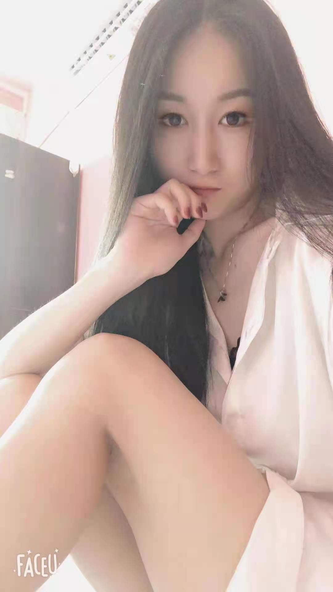 入门不久服务型妹子七月